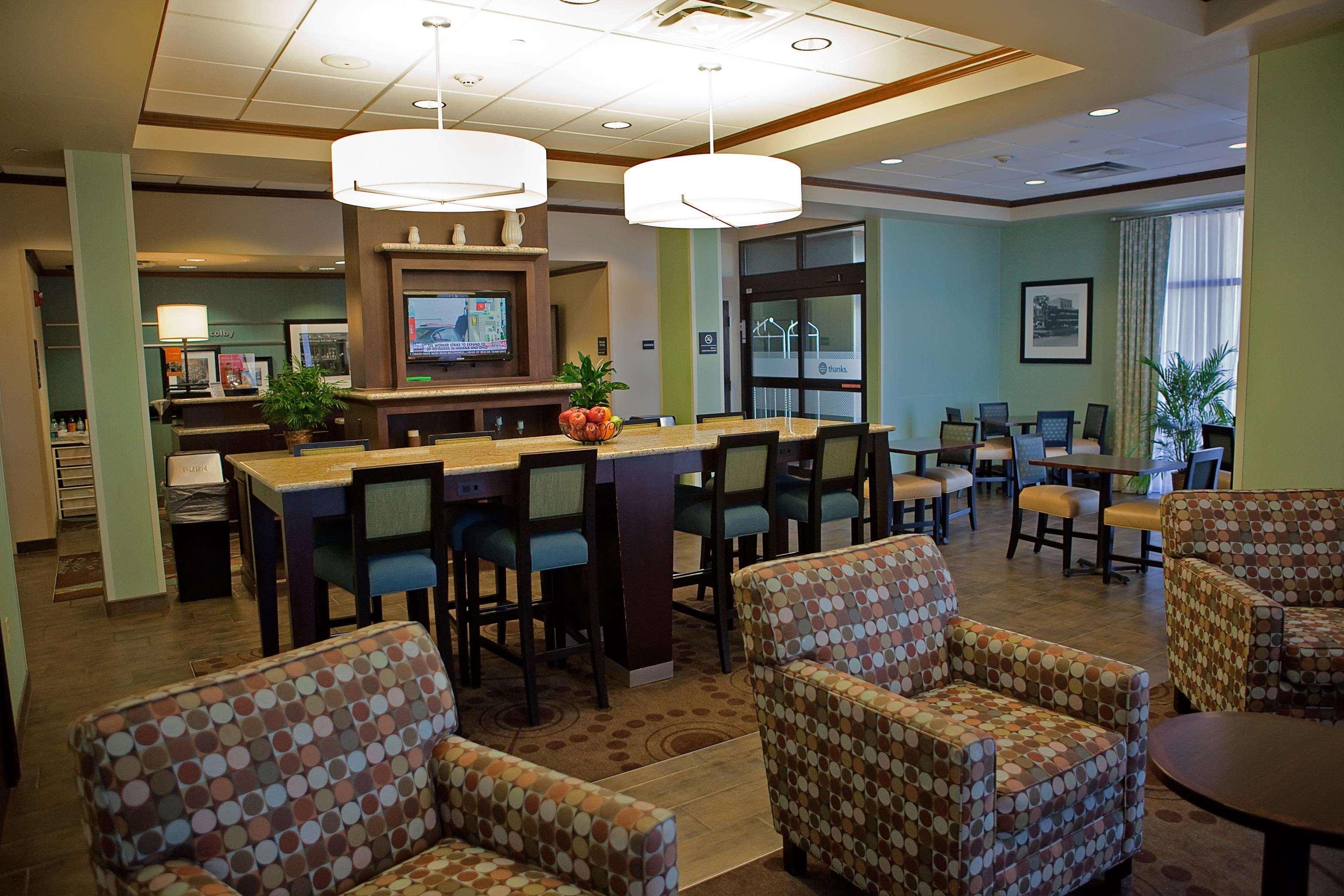 Hampton Inn Colby Exterior foto